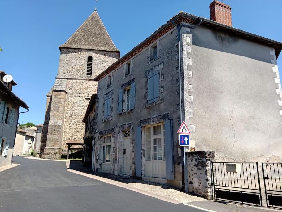 La Poste Saulgond Vila Exterior foto