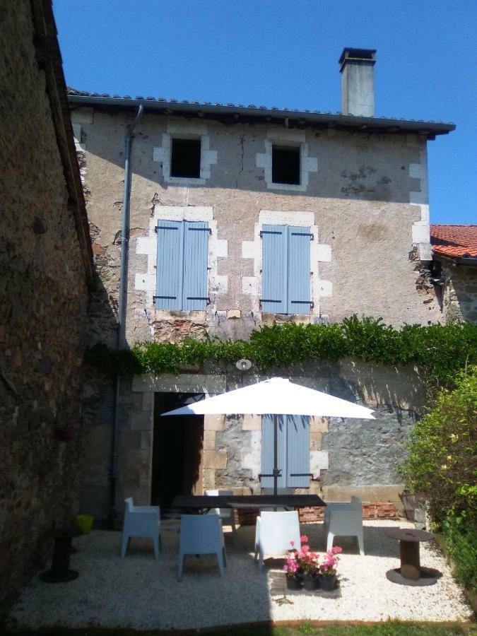 La Poste Saulgond Vila Exterior foto